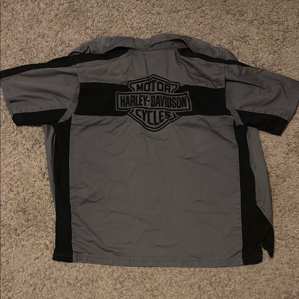 Harley-Davidson Gray and Black Casual Button Down Shirt